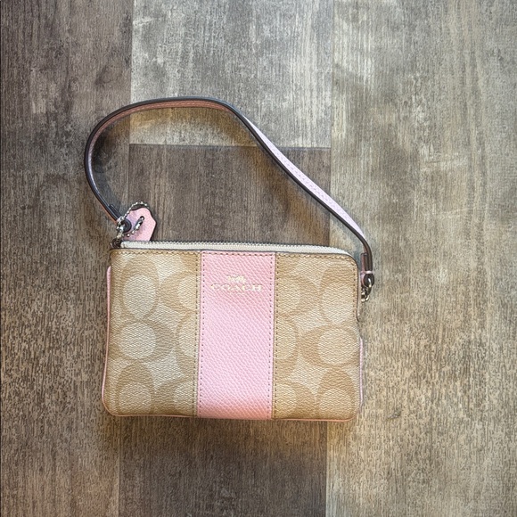 Coach small wristlet (baby pink) - Picture 1 of 3